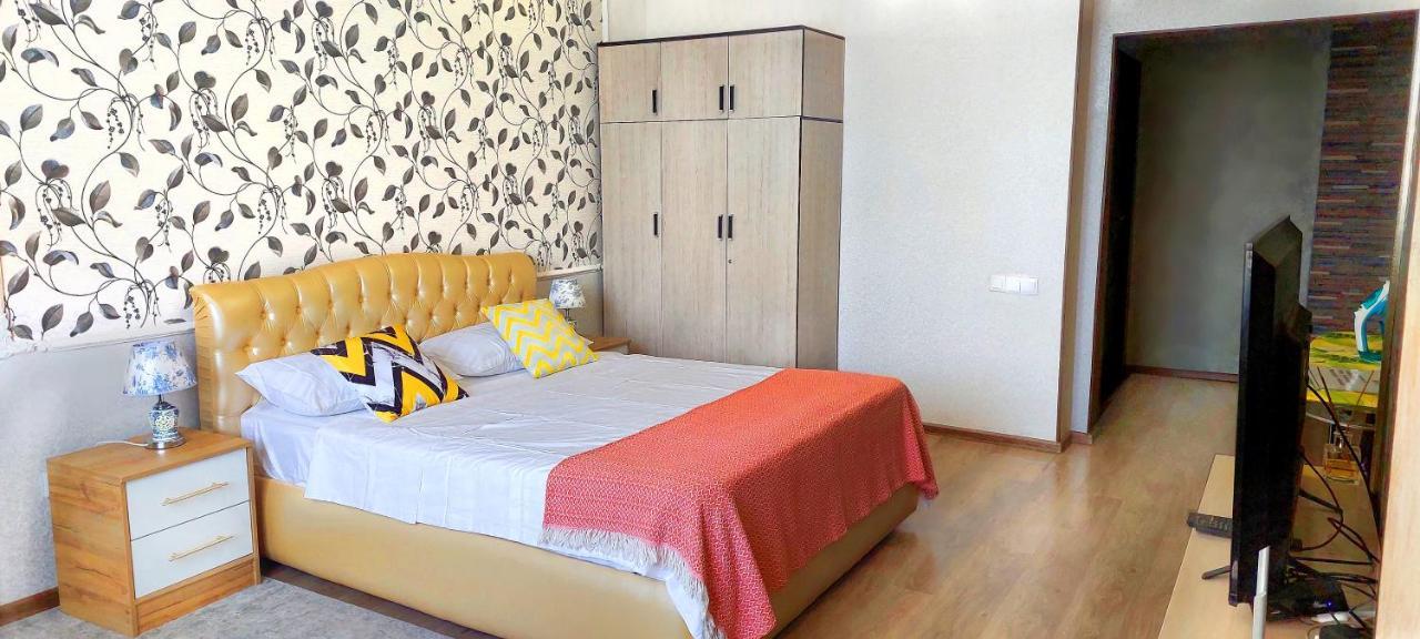 Apartment With Panoramic View In The Center Μπισκέκ Εξωτερικό φωτογραφία